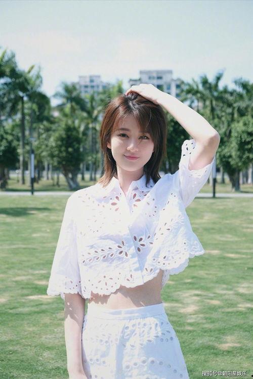 娱乐吃瓜酱在高个子眼中,揭秘娱乐圈那些事儿